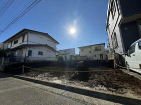 埼玉県所沢市中新井４丁目