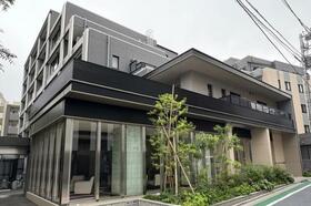 東京都新宿区中落合１丁目