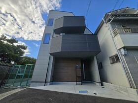 兵庫県西宮市浜甲子園１丁目