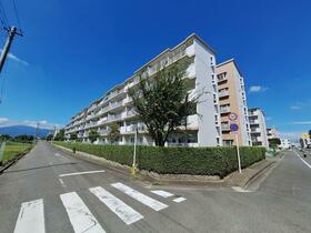 神奈川県座間市入谷西５丁目