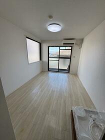 兵庫県神戸市灘区篠原本町４丁目