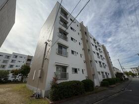 高倉台１１団地５７号棟