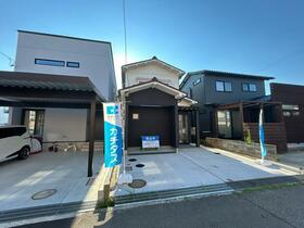 石川県金沢市泉本町１丁目