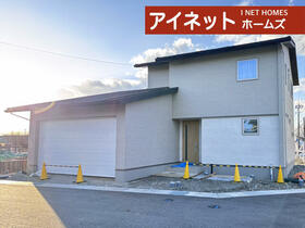 富山県滑川市上小泉