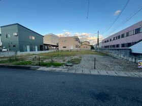 山形県米沢市松が岬２丁目