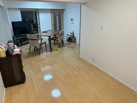 日商岩井池田マンション