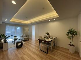 東京都渋谷区幡ヶ谷３丁目