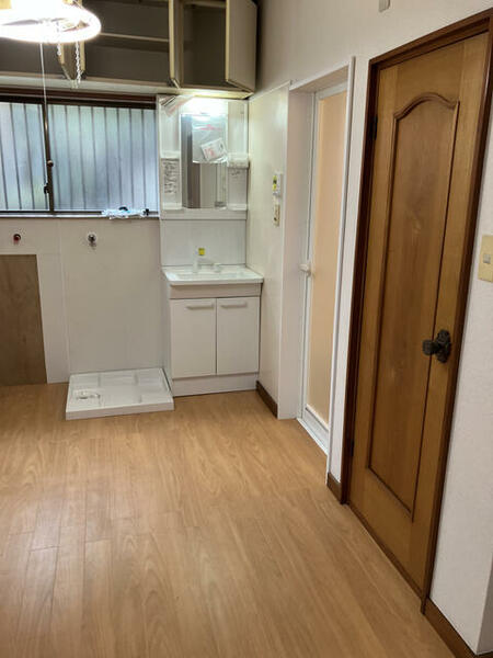 detached 東京都葛飾区高砂１丁目

地図を見る