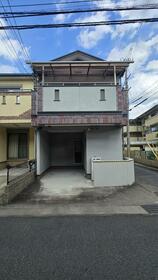 京都府京都市右京区鳴滝中道町