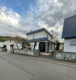 北海道札幌市西区西野七条1丁目