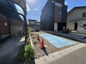 愛知県岩倉市泉町西新溝廻間