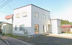 青森県上北郡野辺地町字鳴沢