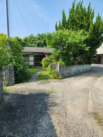 愛媛県伊予郡松前町大字鶴吉