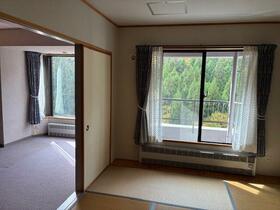 苗場クリスタル一号館