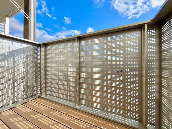 apartment 宮城県気仙沼市長磯森
長磯森の賃貸情報を見る
物件地図