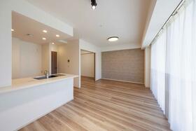 静岡県静岡市清水区草薙