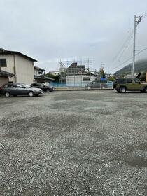 山梨県甲府市緑が丘１丁目