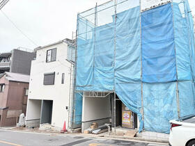 神奈川県横浜市保土ケ谷区釜台町