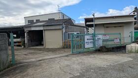 大阪府羽曳野市川向