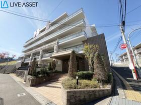 宮城県仙台市泉区黒松１丁目