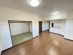 サンシティ上豊田駅南弐番館