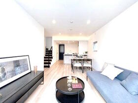 東京都目黒区下目黒２丁目