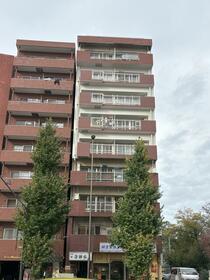 東京都文京区本郷４丁目