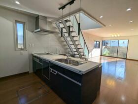 愛知県清須市西枇杷島町上新