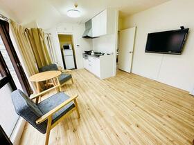 兵庫県神戸市中央区下山手通８丁目