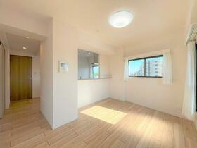 ネクステージ国立３