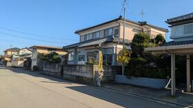 山形県鶴岡市文園町