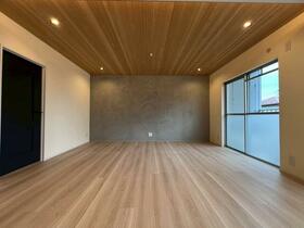 フラワリー霞が関