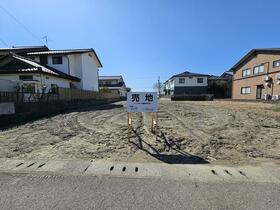 福井県福井市三郎丸２丁目