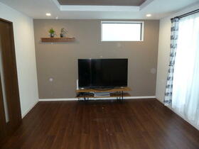 東京都足立区青井６丁目