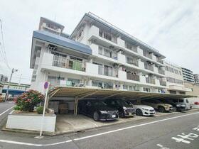 第４東個西新井マンション２号棟