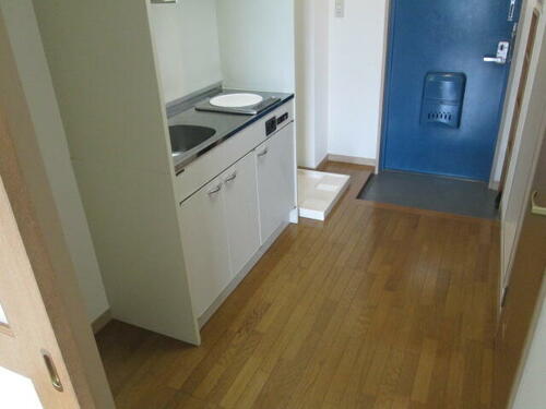 フォレスト_内装_1