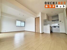 ハイロイヤル緑地公園ＢパートＩＩ