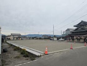 山梨県中央市下河東