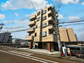 レジデンス兼六