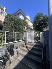 千葉県松戸市六高台８丁目