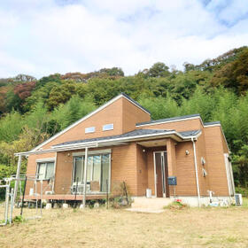 神奈川県愛甲郡愛川町角田