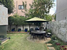 ガーデン南青山