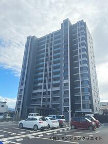 レーベン福井二の宮ＣＲＯＳＳ　ＦＲＯＮＴ