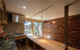 京都府京都市下京区岩上通木津屋橋下る松本町