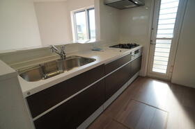 福岡県福岡市西区小戸３丁目