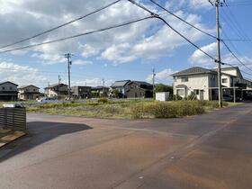 富山県富山市つばめ野３丁目