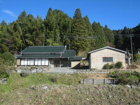 愛知県新城市作手白鳥字小田前