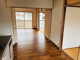 千葉県船橋市小室町