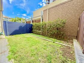 １階専用庭付きプラウドシティ浦和ガーデンコート