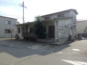 兵庫県加古川市平岡町新在家